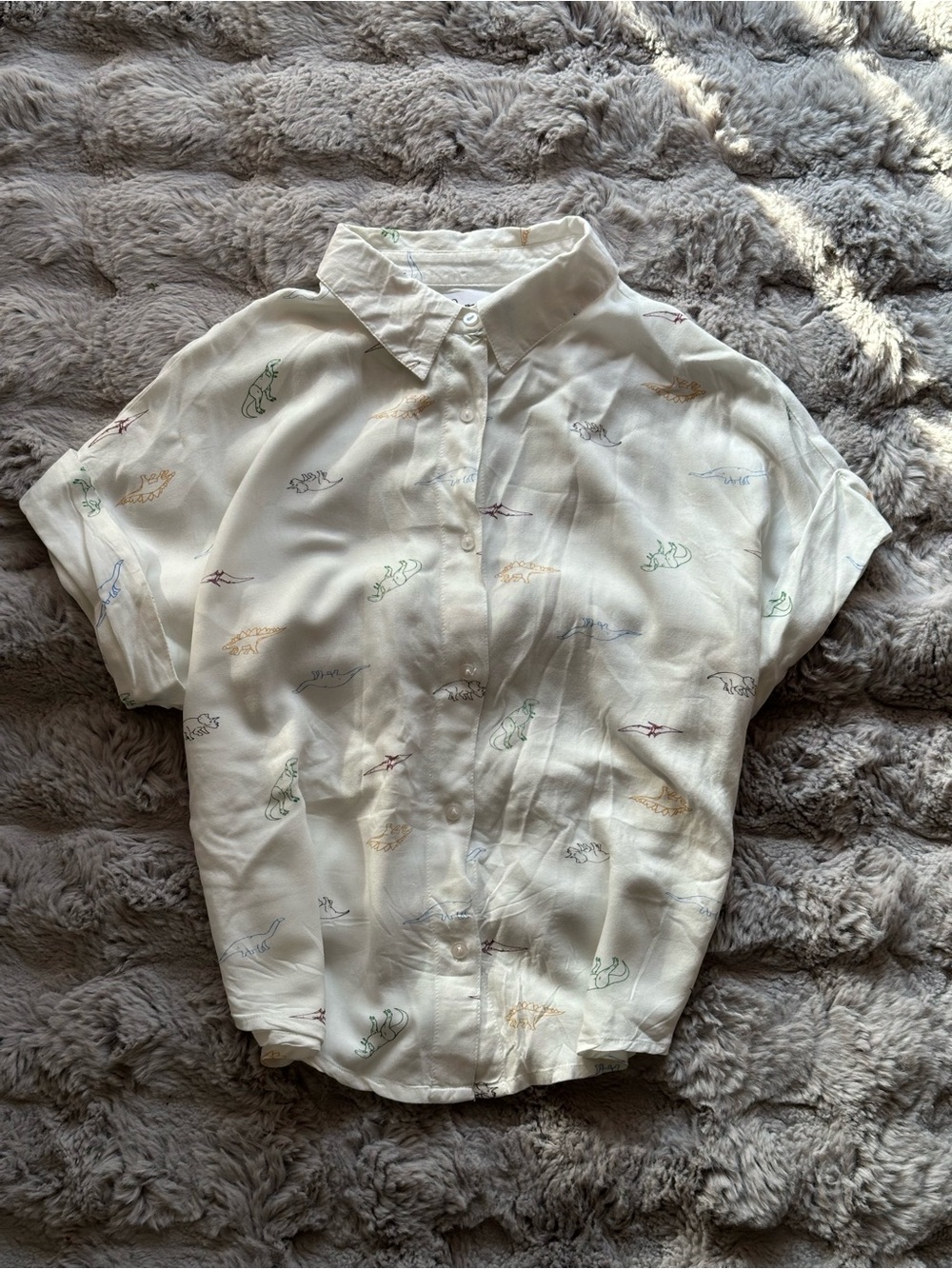 Japna Cream Short Sleeve Button-Up Blouse with Subtle Multicolor Print